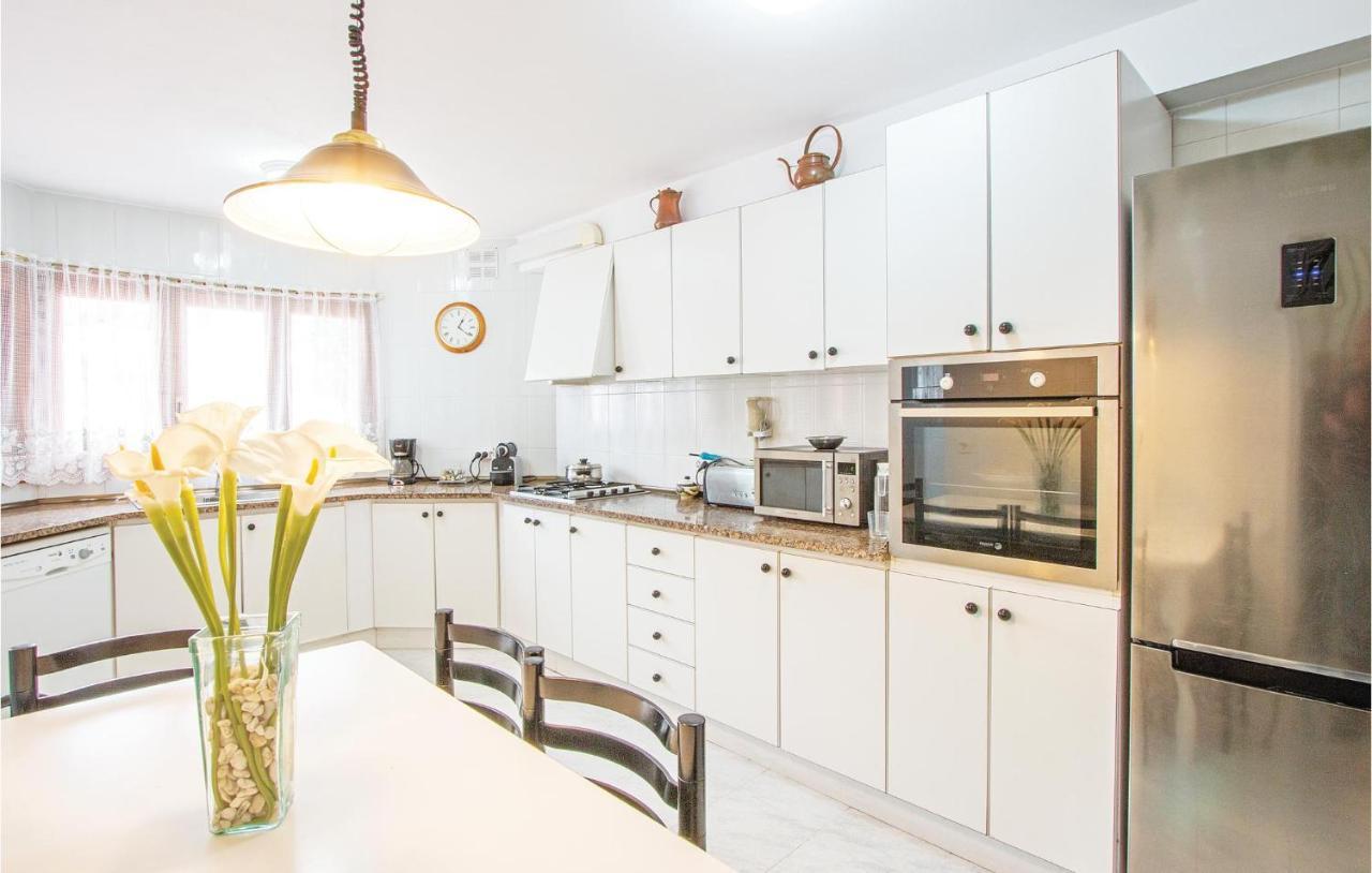 Cozy Home In Santa Susanna With Kitchen Εξωτερικό φωτογραφία